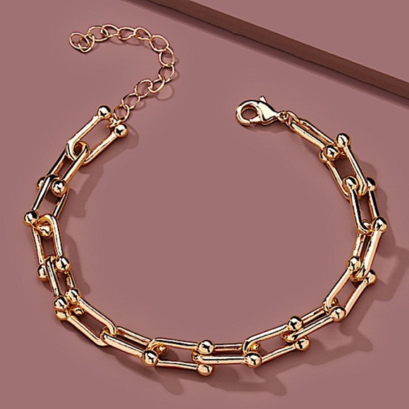 Gold Plated U Link Horseshoe Minimalist Bracelet - Picture 1 of 7